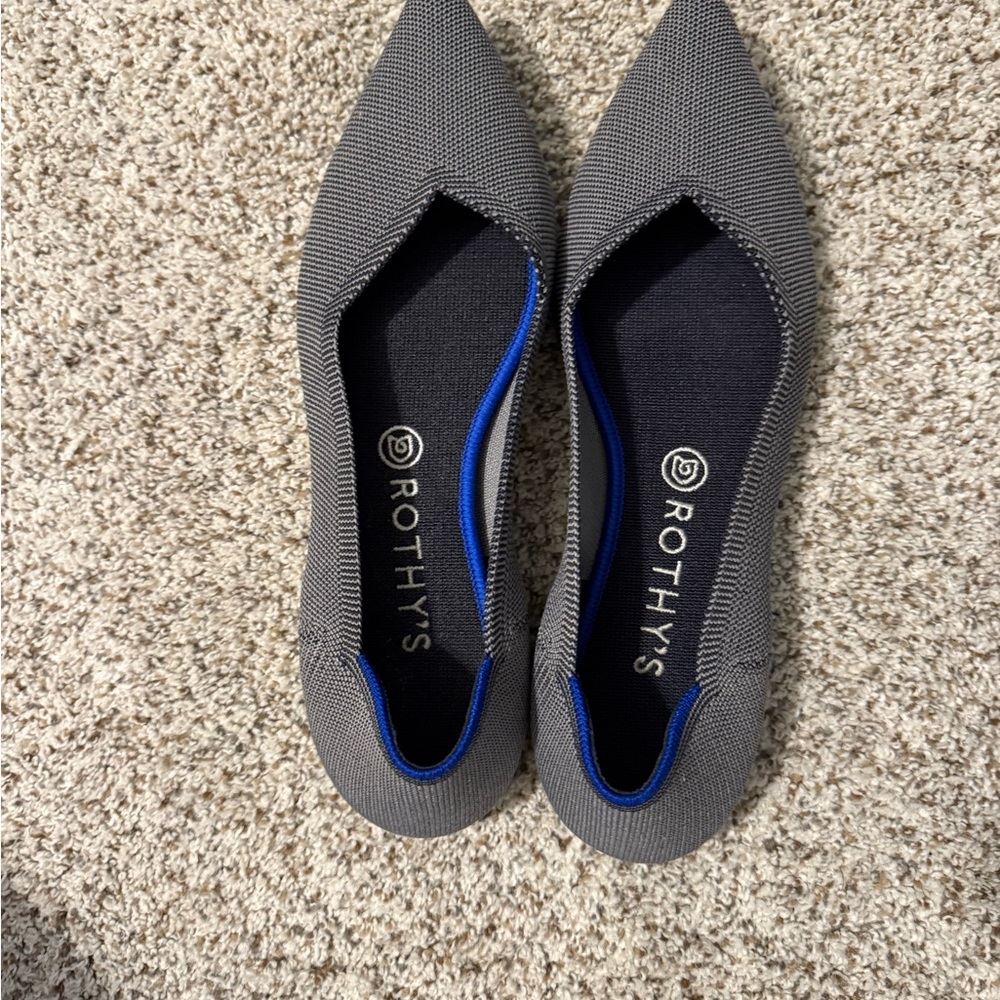 Rothy's Gray The Point 11 (Runs Small)